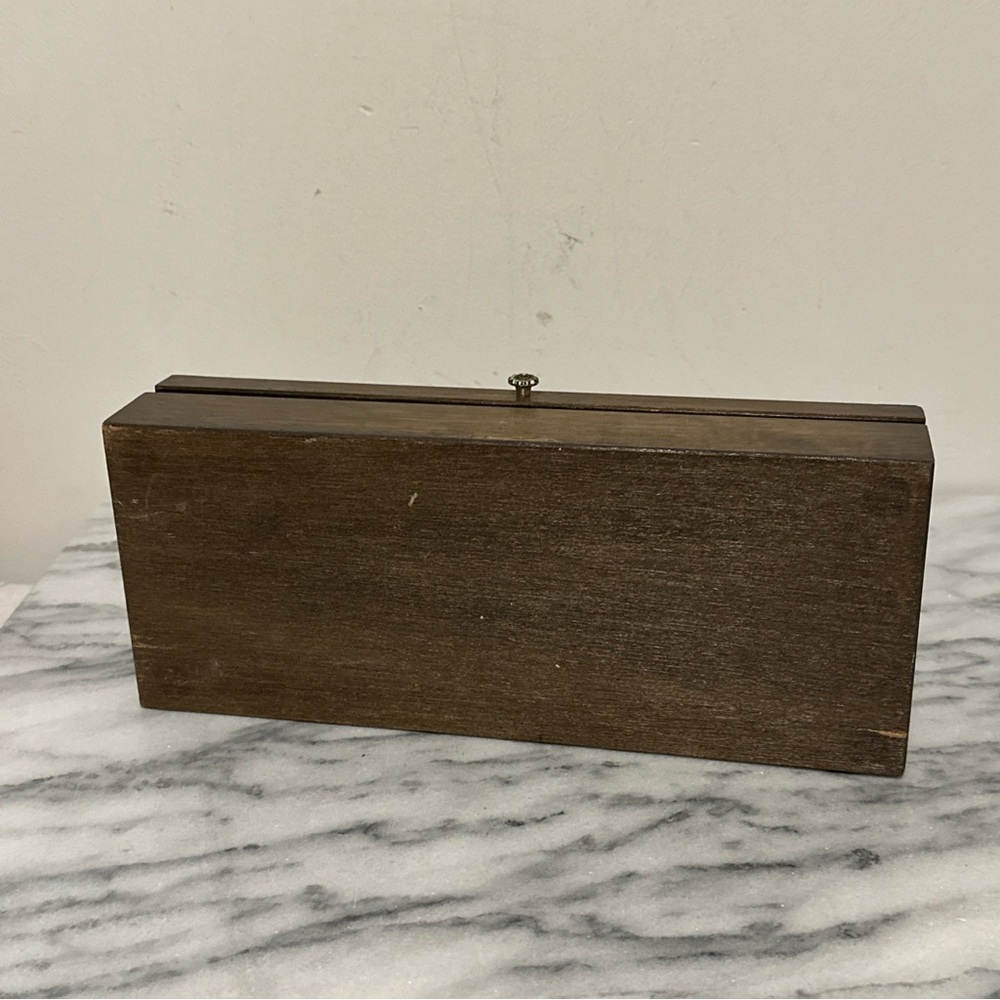 Wooden pirates chest jewelry Box sailboat/ sailboat wheel details - Picture 6 of 16